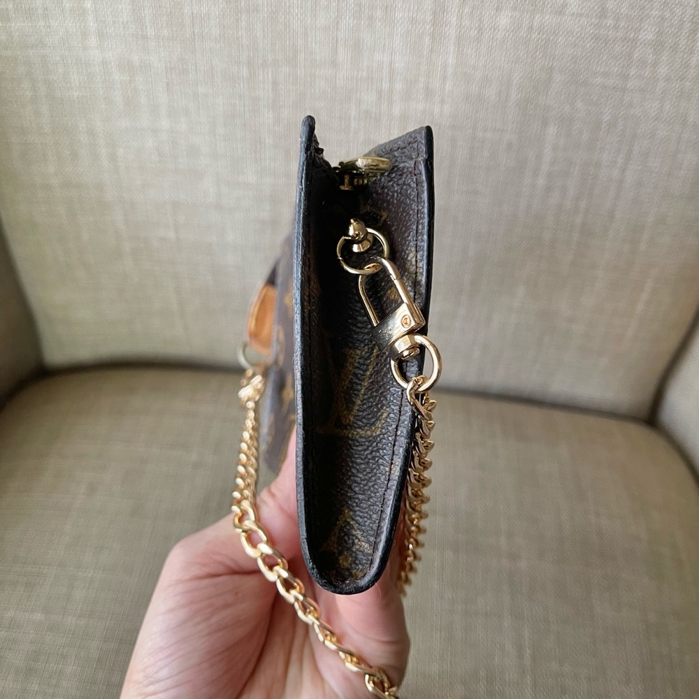 Authentic Louis Vuitton monogram wristlet pouch (7D136) - Picture 6 of 13